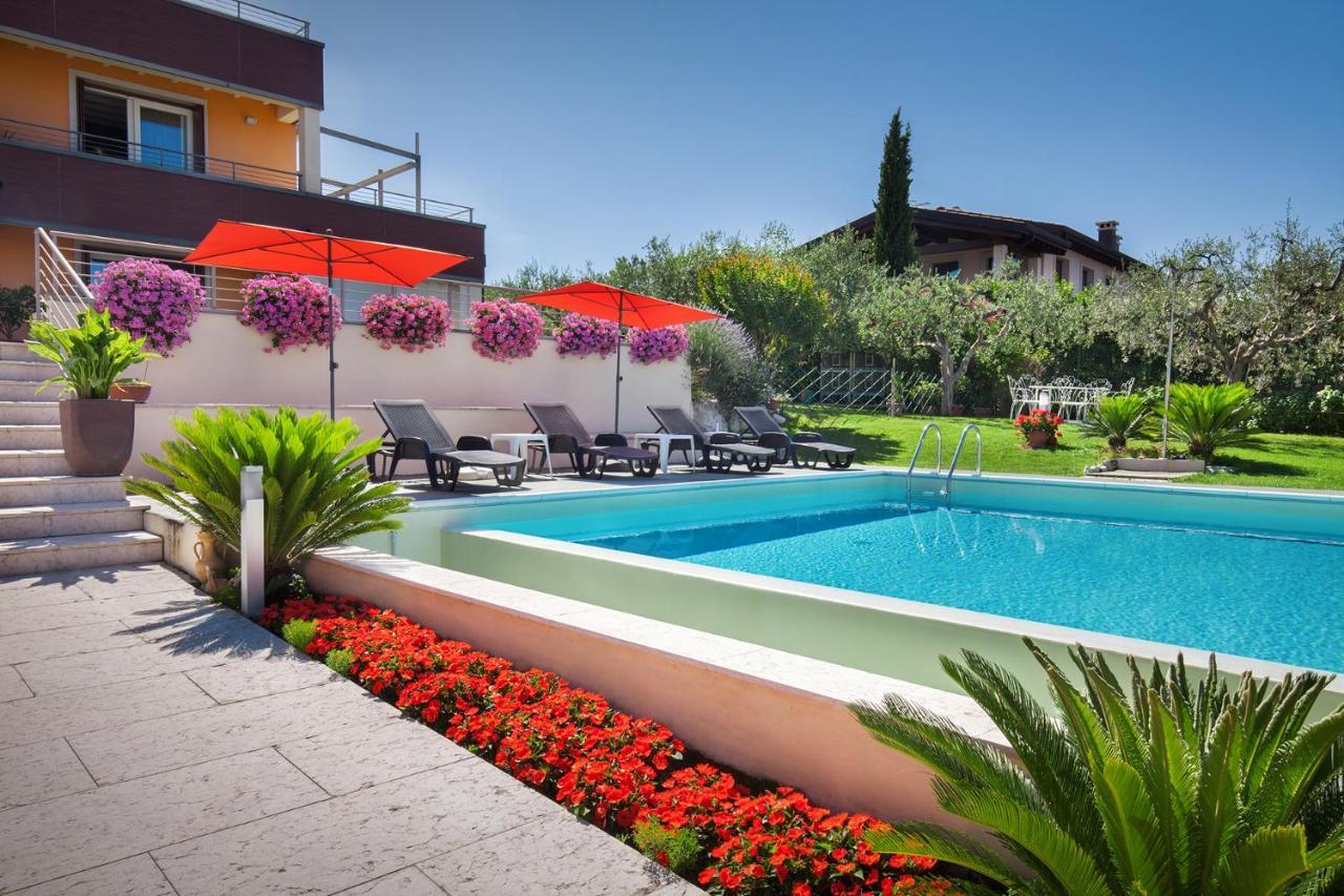 Villa Aurora-Holiday Home Apt 1 Bardolino Exterior foto